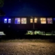 Die historische S-Bahn auf dem Mobilitätscampus bei Nacht